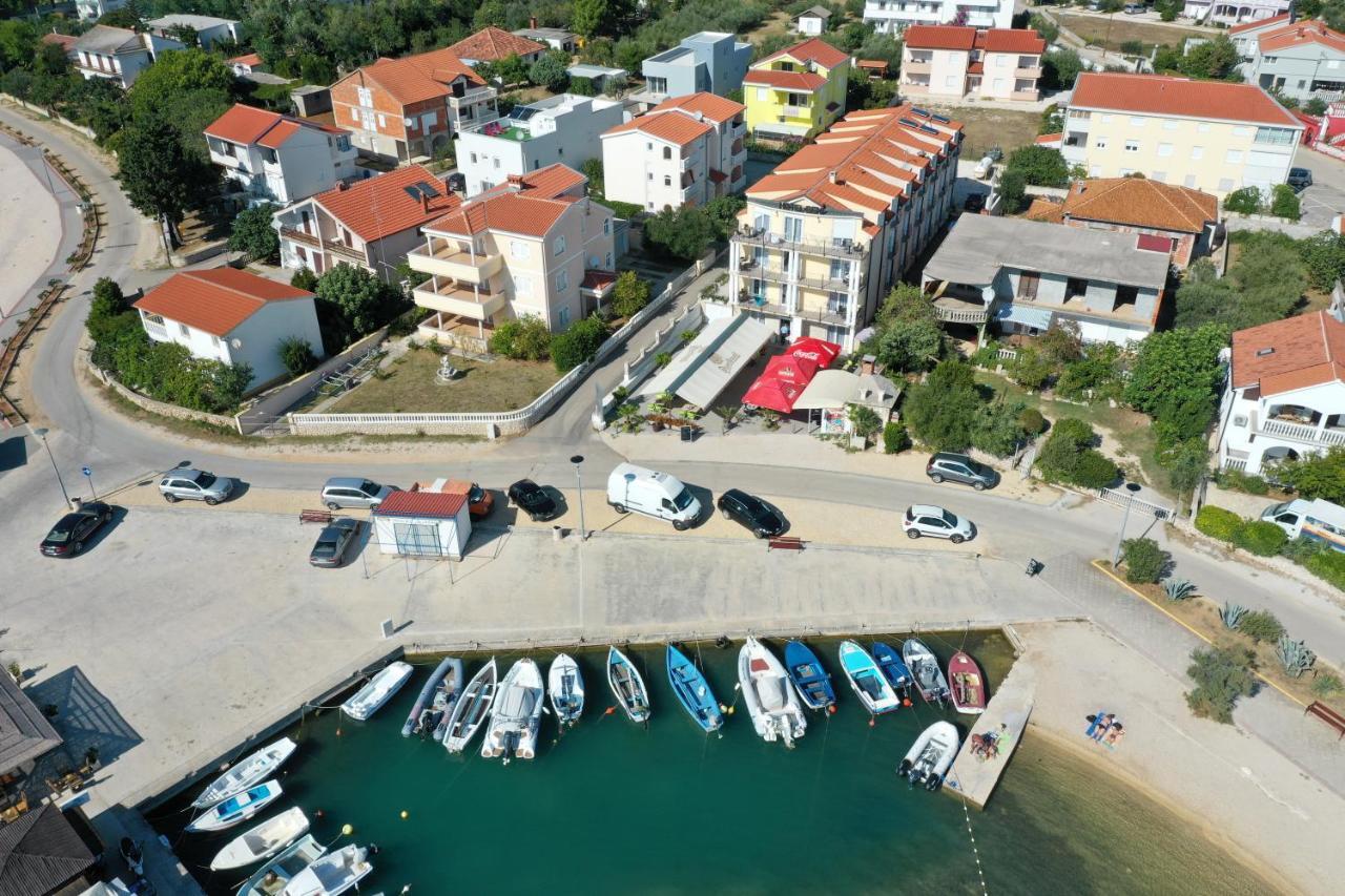 Hotel Beni Vrsi Zewnętrze zdjęcie